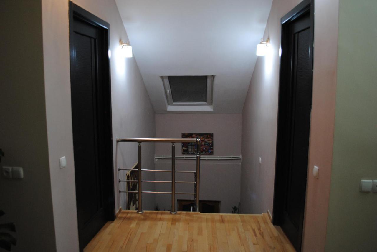 Family Guesthouse - Macharashvili Tbilisi Exterior photo
